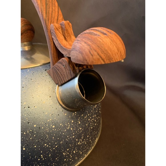 Tea Kettle, BELANKO 85 OZ / 2.5 Liter Whistling Tea Kettle - Picture 3 of 12